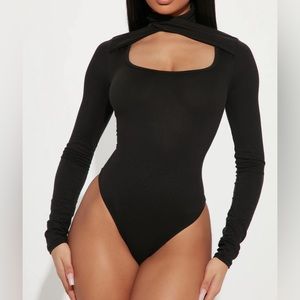New! Fashion Nova cross me again bodysuit black size large